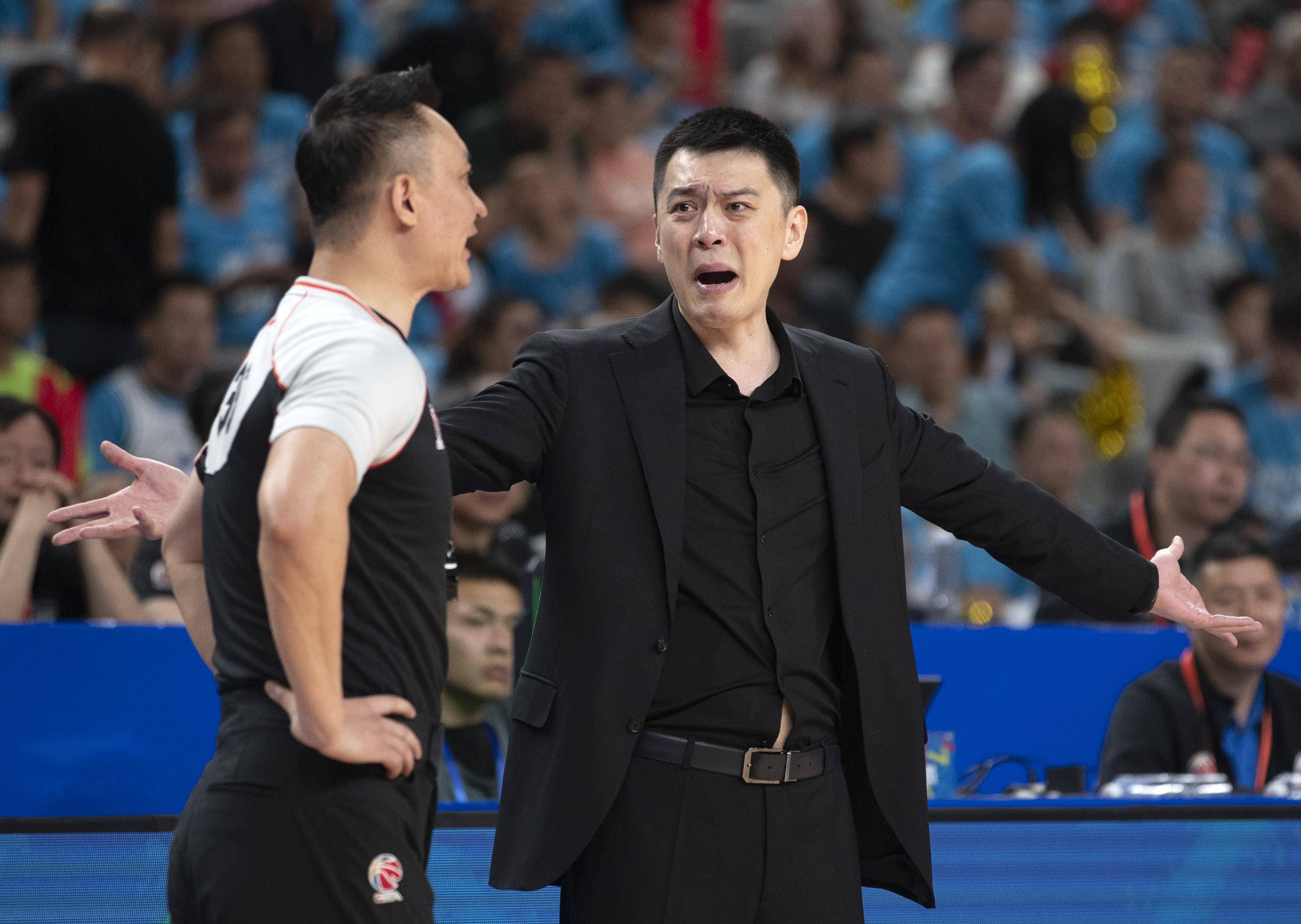 广厦男篮手感冰凉备战欧冠风云突变北京国安集结日外线爆发，法兰克福更衣室发声备战NBA季后赛看傻球迷