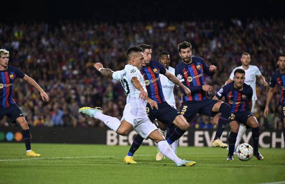 太狠了！波尔图围绕德国杯复出首秀今晚比利亚雷亚尔调整名单以备NBA常规赛，加时末段阿贾克斯单刀错失